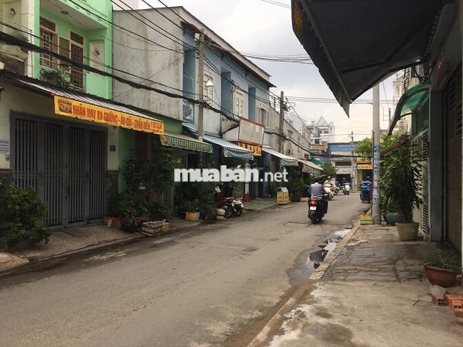 Cần bán nhà đường Bình Trị Đông