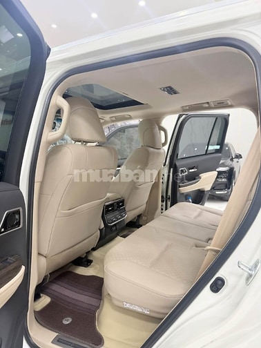 Bán Land Cruiser LC300 sản xuất 2023, chạy lướt  2 vạn Km cực mới.
