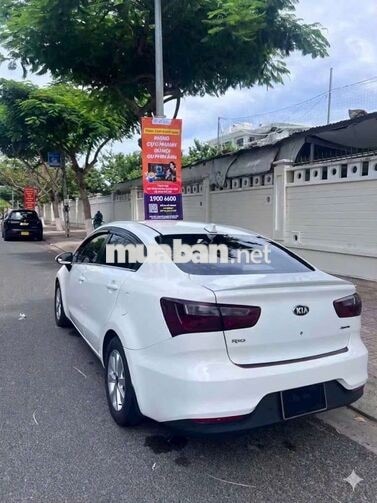Kia Rio  Trắng