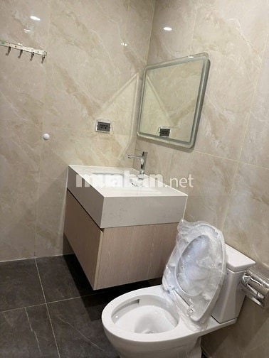 CHO THUÊ CĂN HỘ CAO CẤP FULL NỘI THẤT - SỐ 23 NGÕ 167 ĐỘI CẤN, BA ĐÌNH