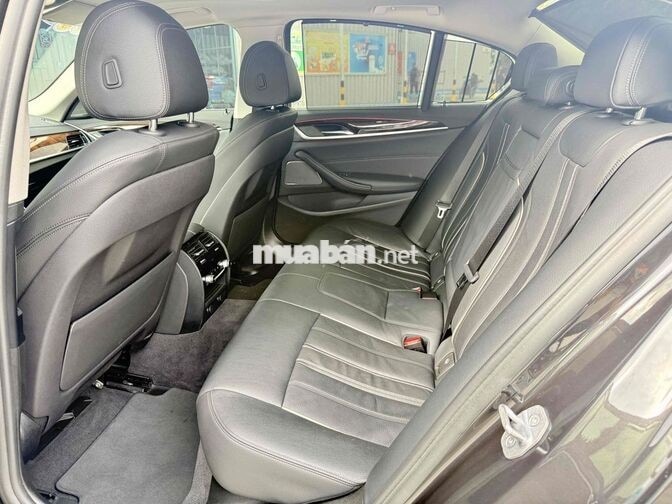 BMW 530i 2019