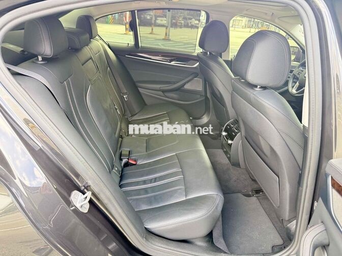 BMW 530i 2019
