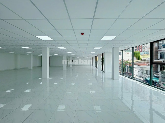 Chính chủ cho thuê tòa nhà góc Hai Mặt Tiền Phạm Ngọc Thạch q3 10mx20m