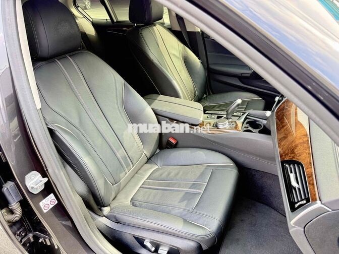 BMW 530i 2019
