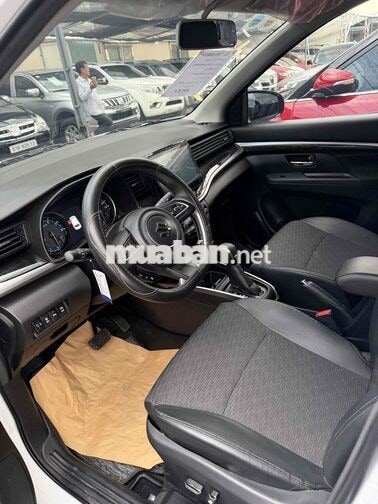 Suzuki XL7 Hybrid 2024 6000 km Trắng