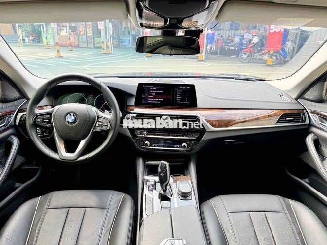 BMW 530i 2019