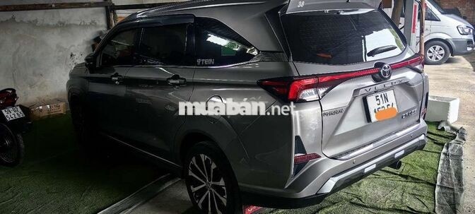 chính chủ bán Toyota Veloz Cross 2022 bạc ánh tím