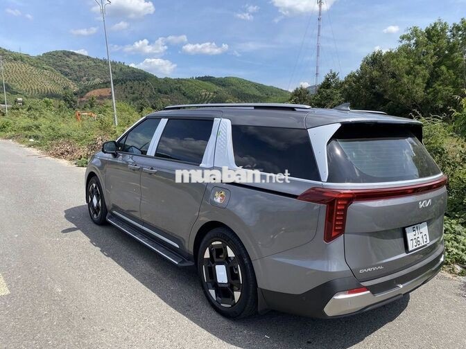 Kia Carnival Premium 7 chỗ 2025 Xám