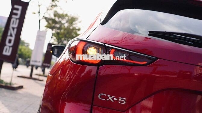 Mazda CX-5 2.0 Deluxe Đỏ Xăng