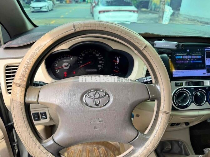 Toyota Innova 2008 Số sàn Vàng cát