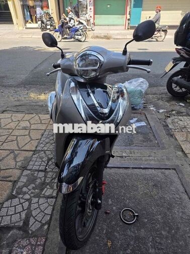 Honda SH Mode 2021 Bạc Việt Nam