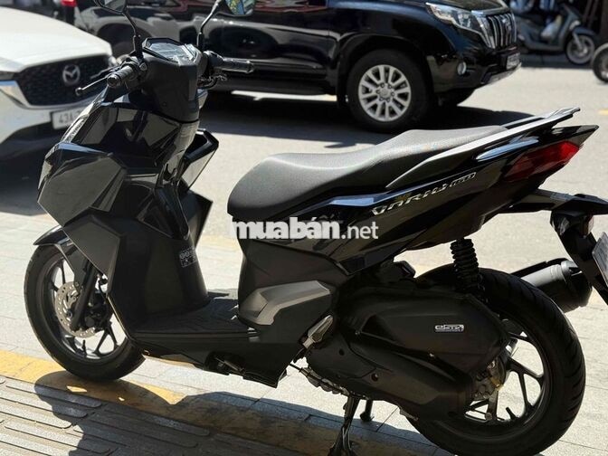 Honda Vario 160cc Đen bóng Smartkey