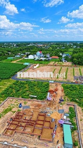 Cần Bán Đất Sát Bên VinCom Plaza và Trung Tâm Hành Chính Chơn Thành!