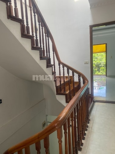 Cho thuê nhà mặt phố Sa Đôi, Nam Từ Liêm, diện tích 90m2, 4 tầng