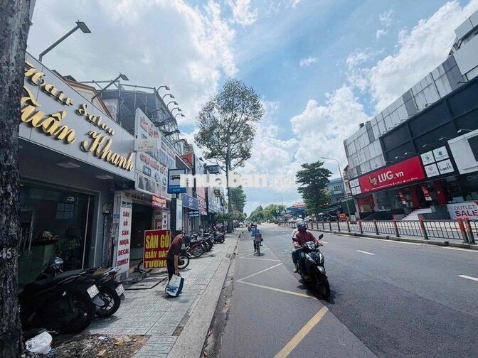 CHO THUÊ MẶT BẰNG MẶT TIỀN PHAN VĂN TRỊ NGAY NGÃ TƯ NGUYỄN OANH P10