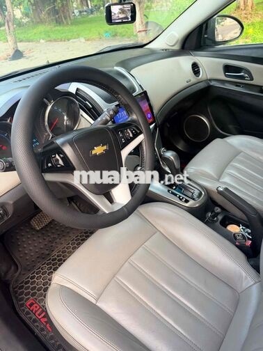 Chevrolet Cruze LTZ Tự động Đen