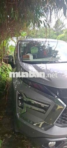 Mitsubishi Xpander Premium 2022 Xám