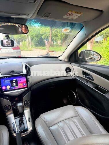 Chevrolet Cruze LTZ Tự động Đen