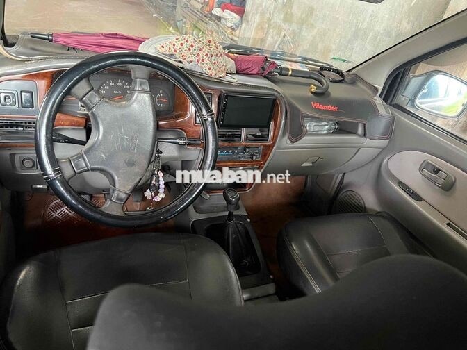 Isuzu HiLander Vàng cát Số sàn Việt Nam