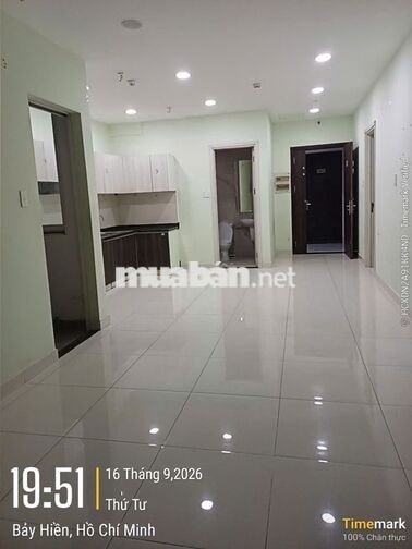 Cộng Hòa Plaza căn hộ rộng 80m2 - 2 phòng ngủ - Nhà trống
