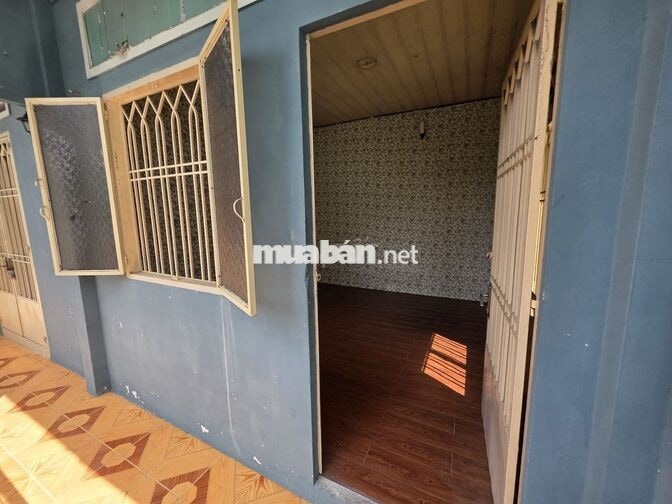 CHO THUÊ NHÀ CHÍNH CHỦ (CÓ GÁC) - P.1 TRẦN QUỐC TUẤN (GẦN EMART)