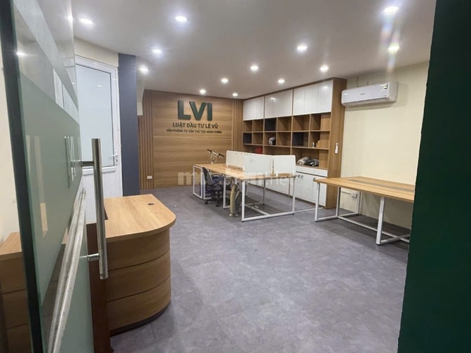 Cho thuê nhà mặt phố Kim Mã, phường Ngọc Hà. Vị trí đắc địa