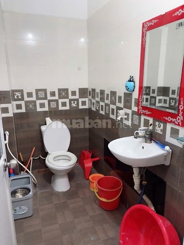 Bán nhà trong ngõ 560 Thiên Lôi