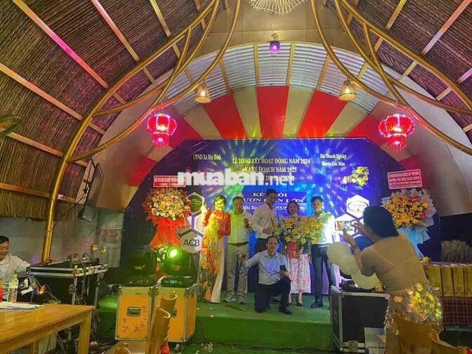 Cần sang lại quán ăn sân vườn , có phòng vip