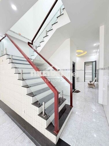 Cho thuê nhà 1 Trệt 1 Lầu mặt tiền Trần Hoàng Na
