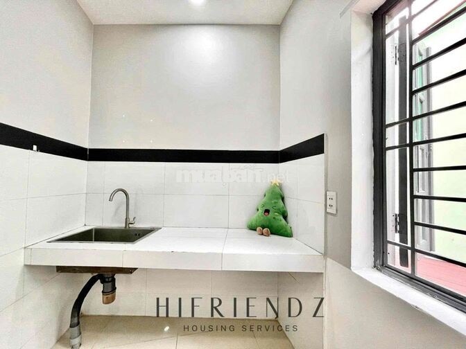 Cho Thuê Phòng Giá Rẻ Cửa Sổ Trời Nội Thất Gần Đầm Sen - ĐH Văn Hiến