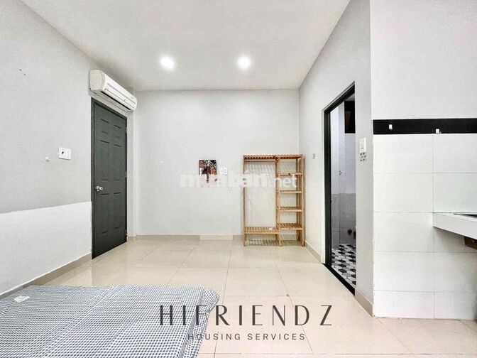Cho Thuê Phòng Giá Rẻ Cửa Sổ Trời Nội Thất Gần Đầm Sen - ĐH Văn Hiến