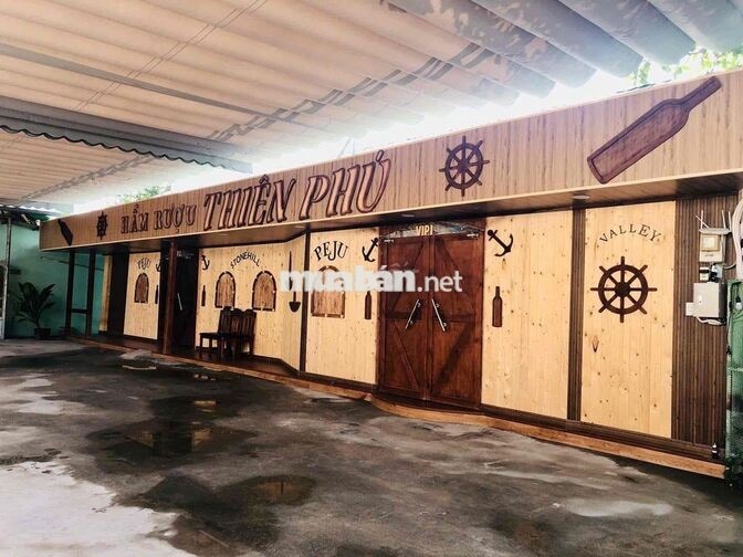 Cần sang lại quán ăn sân vườn , có phòng vip