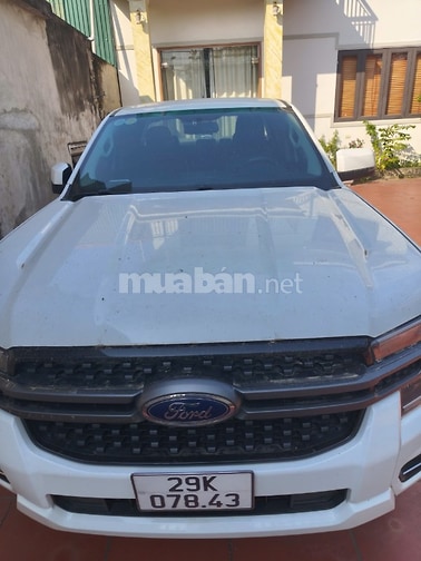 Ford Ranger 2023 Trắng ngoại hình gần như mới
