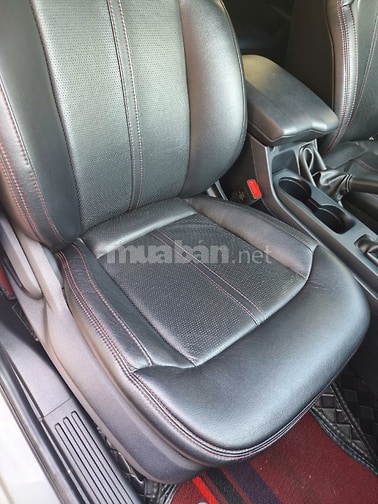 Ford Ranger 2023 Trắng ngoại hình gần như mới