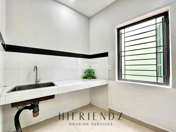 Cho Thuê Phòng Giá Rẻ Cửa Sổ Trời Nội Thất Gần Đầm Sen - ĐH Văn Hiến