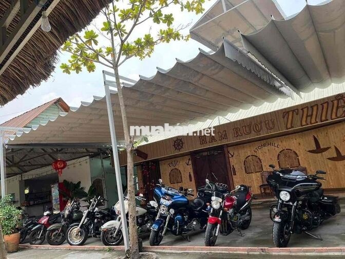 Cần sang lại quán ăn sân vườn , có phòng vip