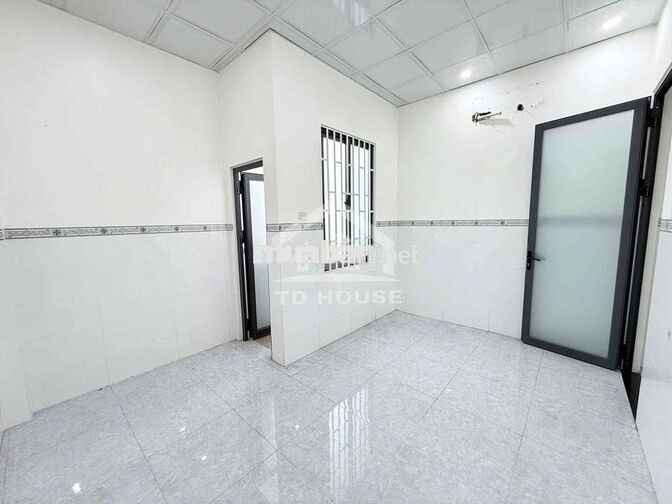 Cho thuê nhà 1 Trệt 1 Lầu mặt tiền Trần Hoàng Na
