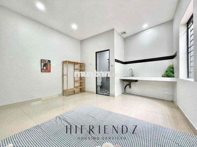 Cho Thuê Phòng Giá Rẻ Cửa Sổ Trời Nội Thất Gần Đầm Sen - ĐH Văn Hiến