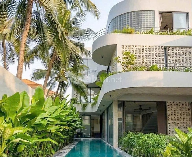 Bán villa Thảo Điền có hồ bơi riêng, đất 192m2, 4 tầng, chỉ 65 tỷ
