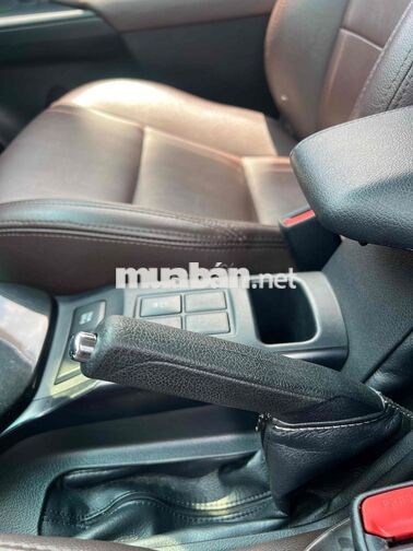 Toyota Fortuner 7 chỗ Số sàn máy dầu