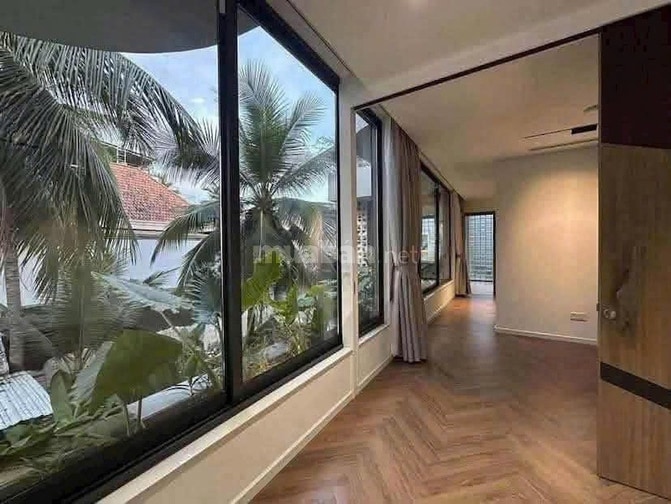 Bán villa Thảo Điền có hồ bơi riêng, đất 192m2, 4 tầng, chỉ 65 tỷ