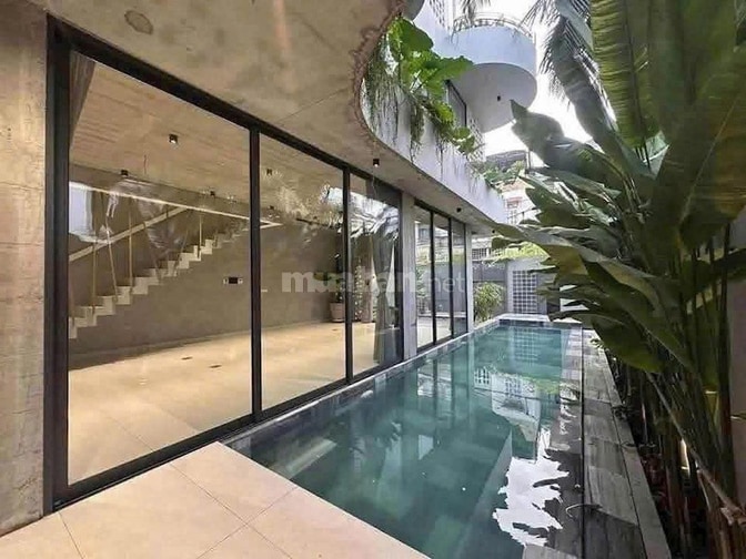 Bán villa Thảo Điền có hồ bơi riêng, đất 192m2, 4 tầng, chỉ 65 tỷ