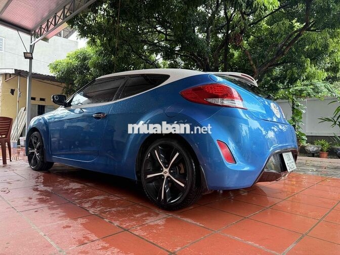 Hyundai Veloster 1.6L Xanh, Trắng