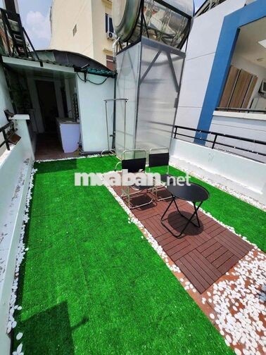 CHO THUÊ STUDIO BAN CÔNG FULL NỘI THẤT NGAY TRUNG TÂM QUẬN 1