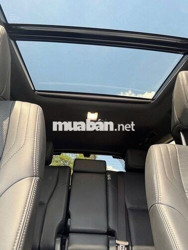 Toyota Prado LC250 2025 Đen 3 vạn km