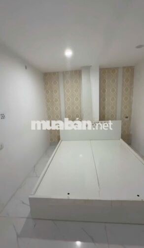 Cho thuê ccnm 2 ngủ+1 khách, full đồ, giá 7.5 triệu tại Trần Duy Hưng