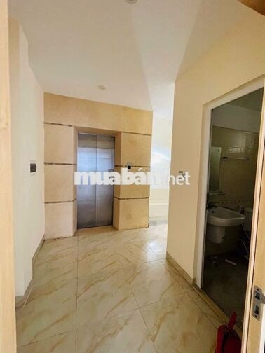 Nhà phố Nguyễn Khang, Dt 60m2 x 7 tầng xây thông có Thang Máy