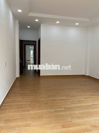 Cho thuê gấp nhà MT 2A Hoa Lan, Phường 2, Quận Phú Nhuận 