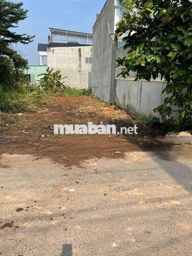 tôi chính chủ muốn bán nhanh đất mặt tiền 