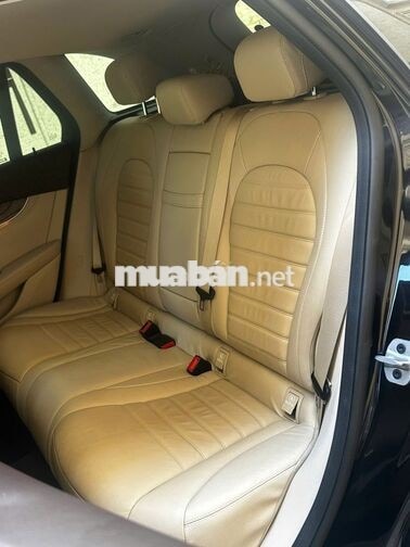 Mercedes GLC200 4matic 2021 Đen 46265 km